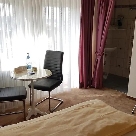 Haus Am Berg 3* أوبركيرش